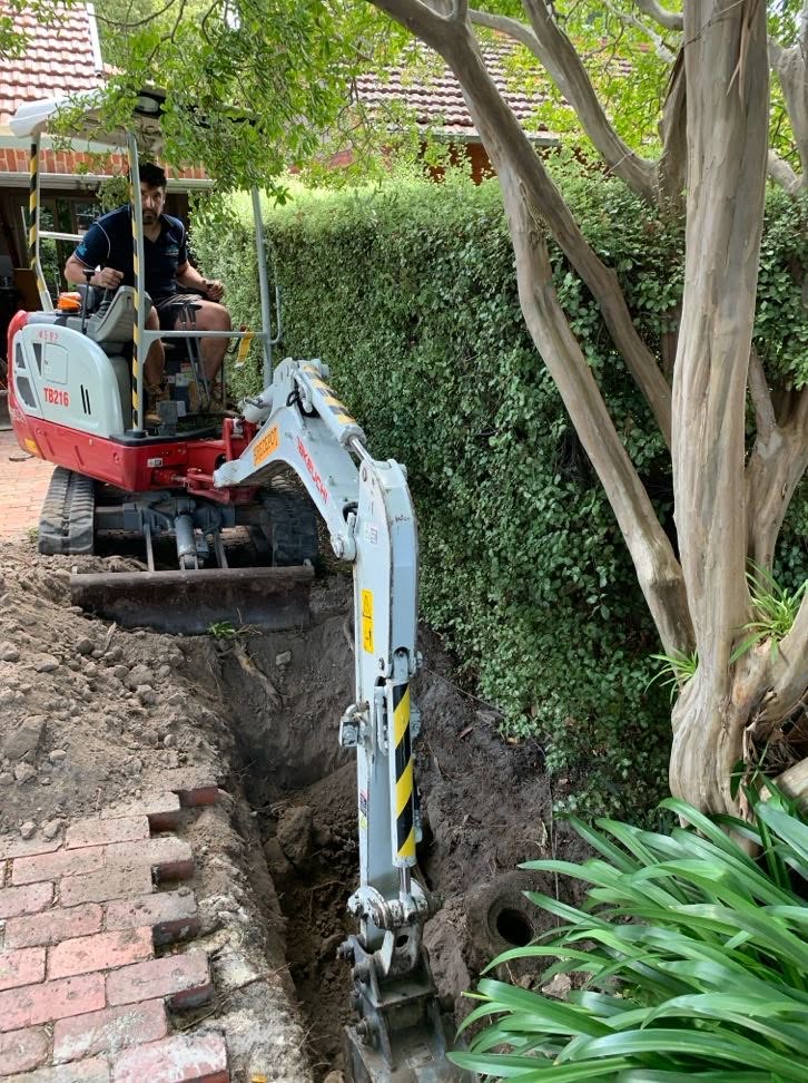 Blocked toilet and damaged sewer pipe replacement in Glen Iris